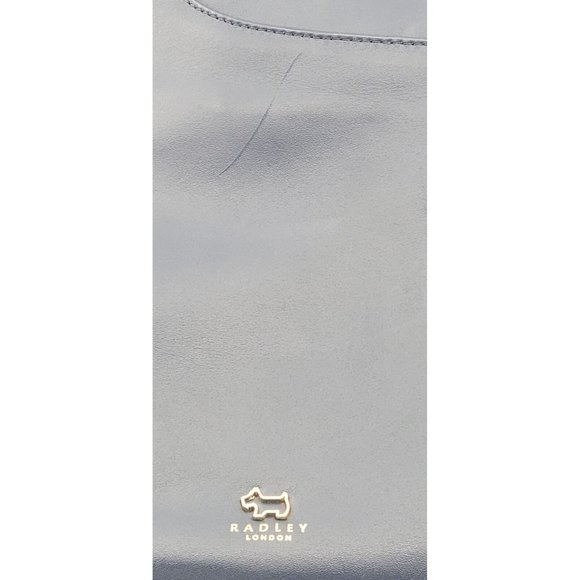 New Radley London Blue Leather Pockets Medium Zip Around Pocket $158.00 - Picture 4 of 10